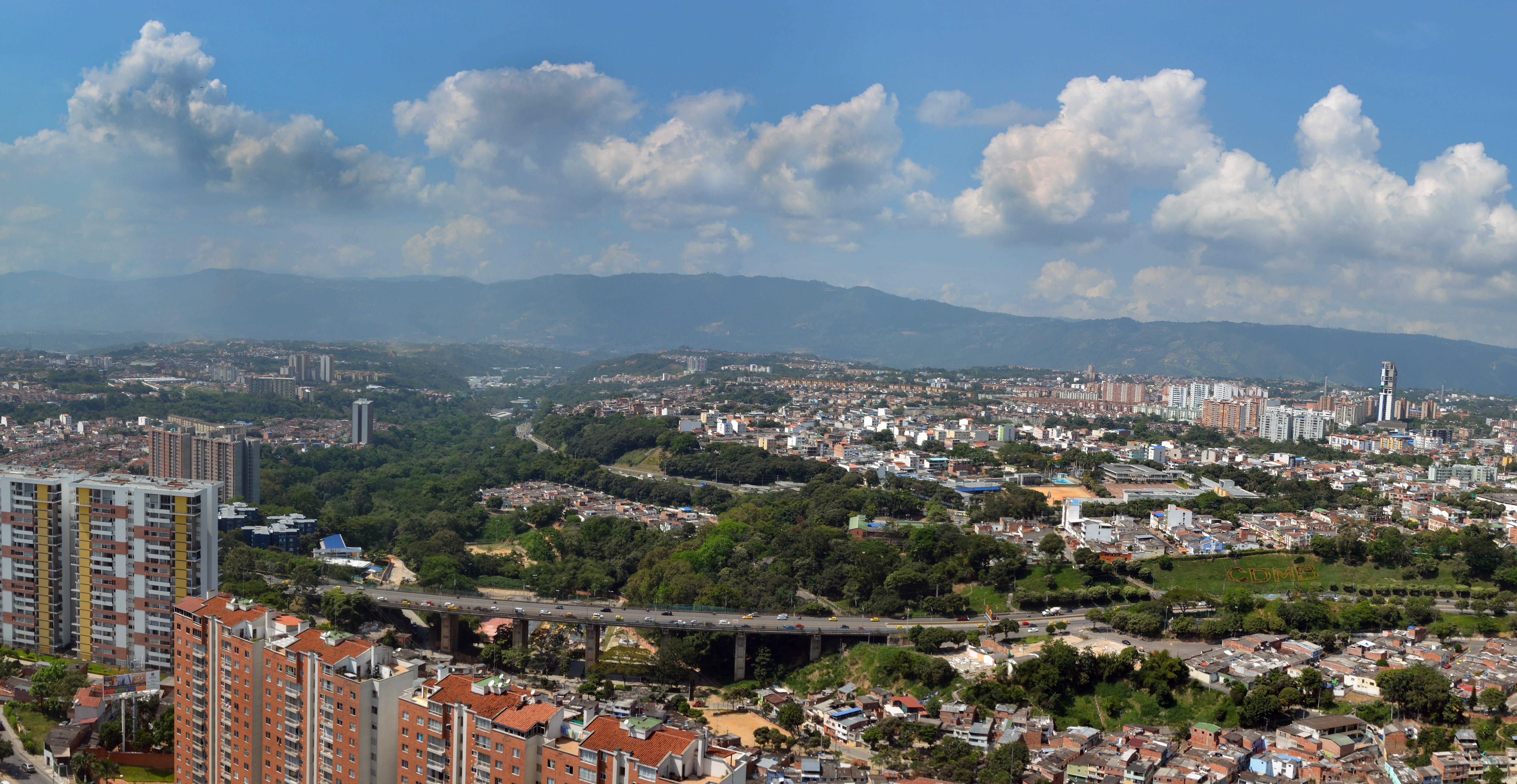 Holiday Inn Bucaramanga Cacique, An Ihg Hotel Ngoại thất bức ảnh